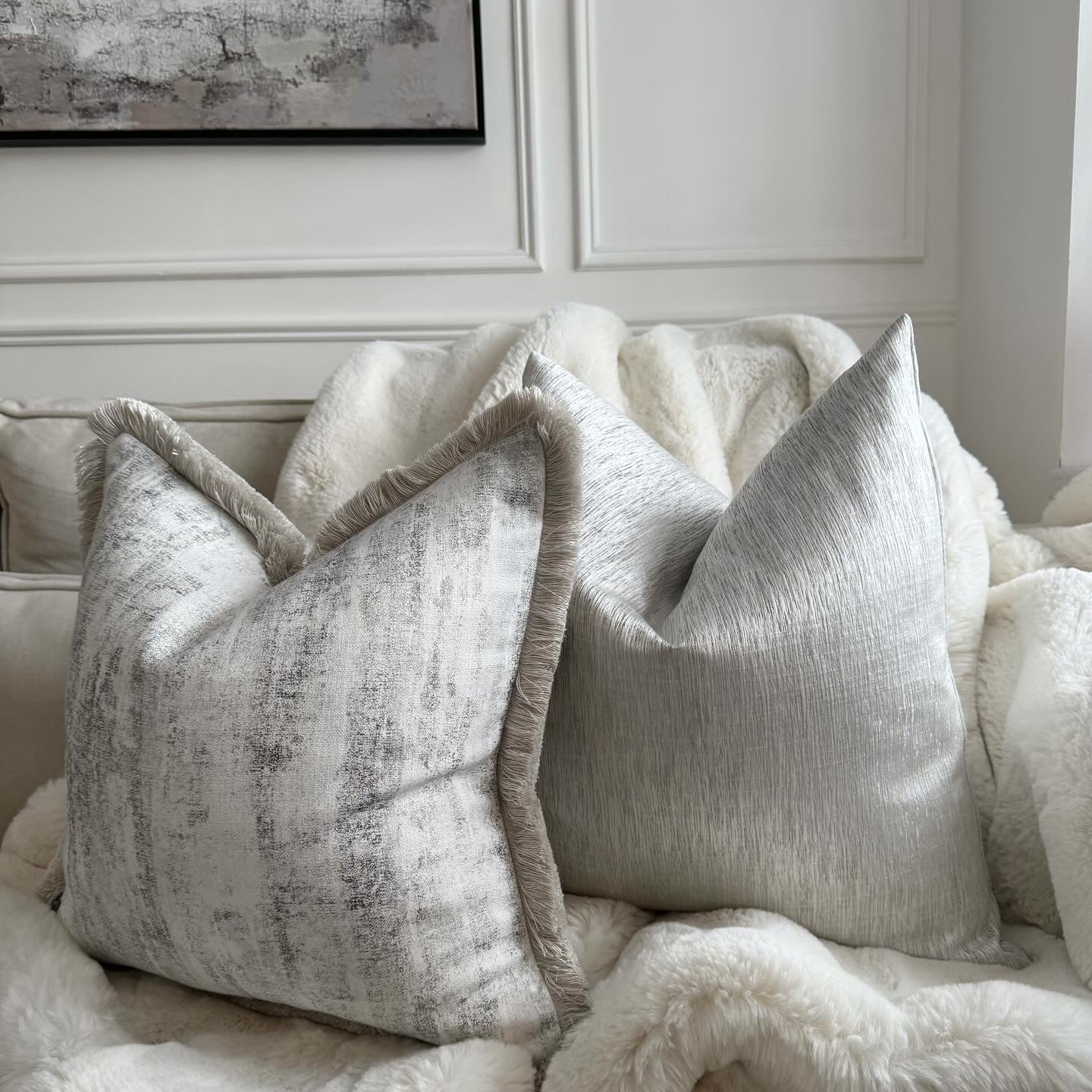 Lisbeth 18" Fringed Cushion