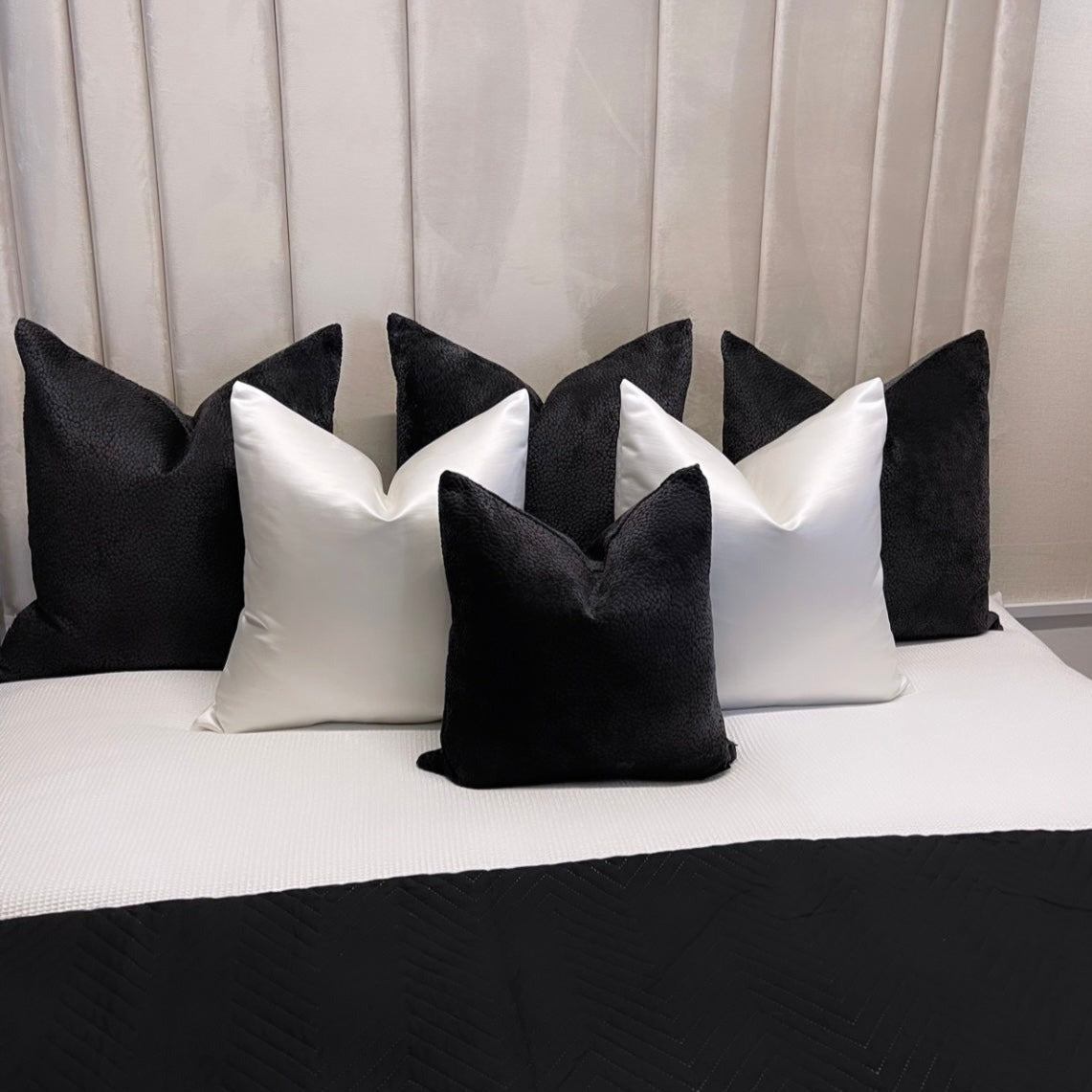 The Chloe Pre Designed Set