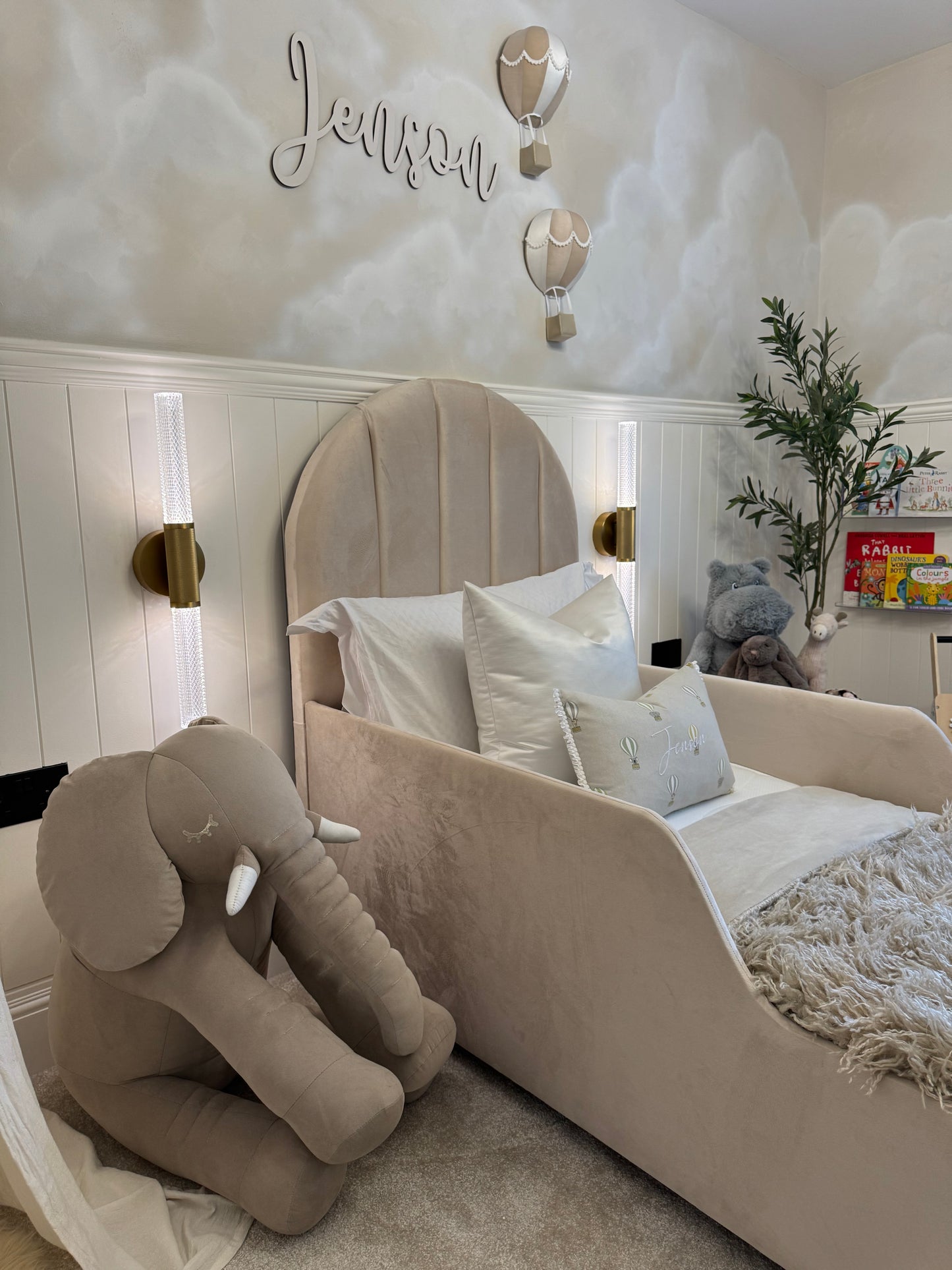 Arlo Luxury Bed