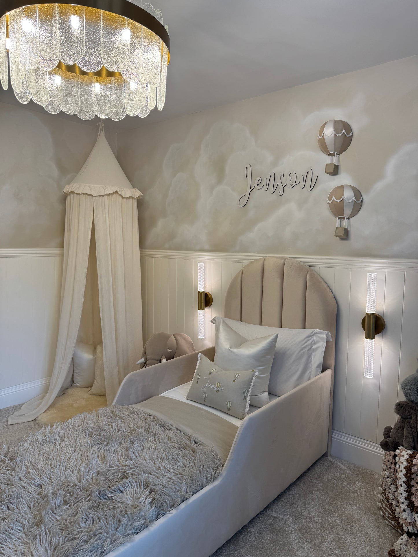 Arlo Luxury Bed