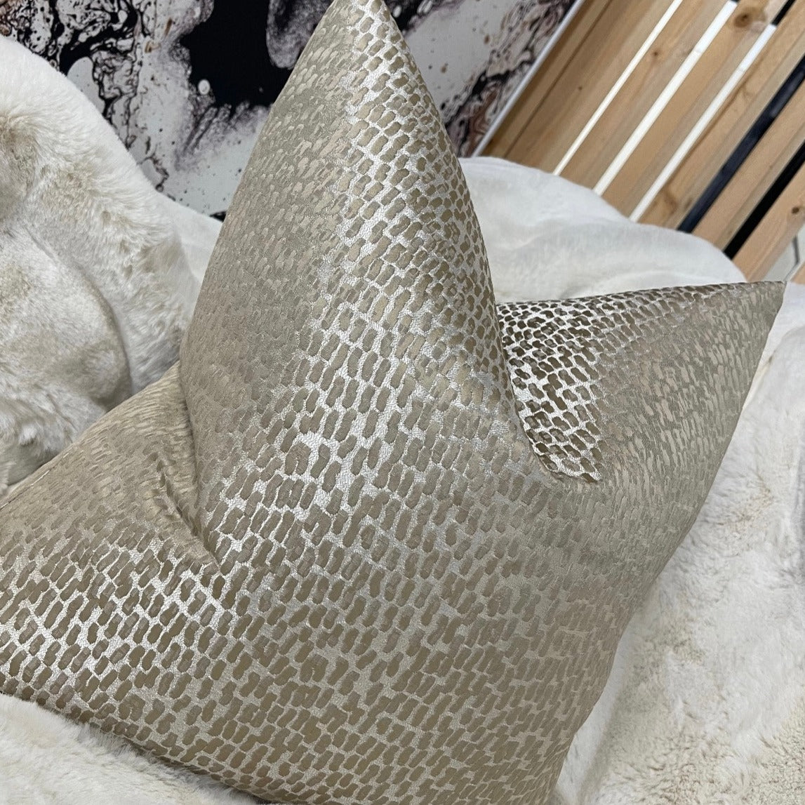 Kensington Champagne 20" Cushion