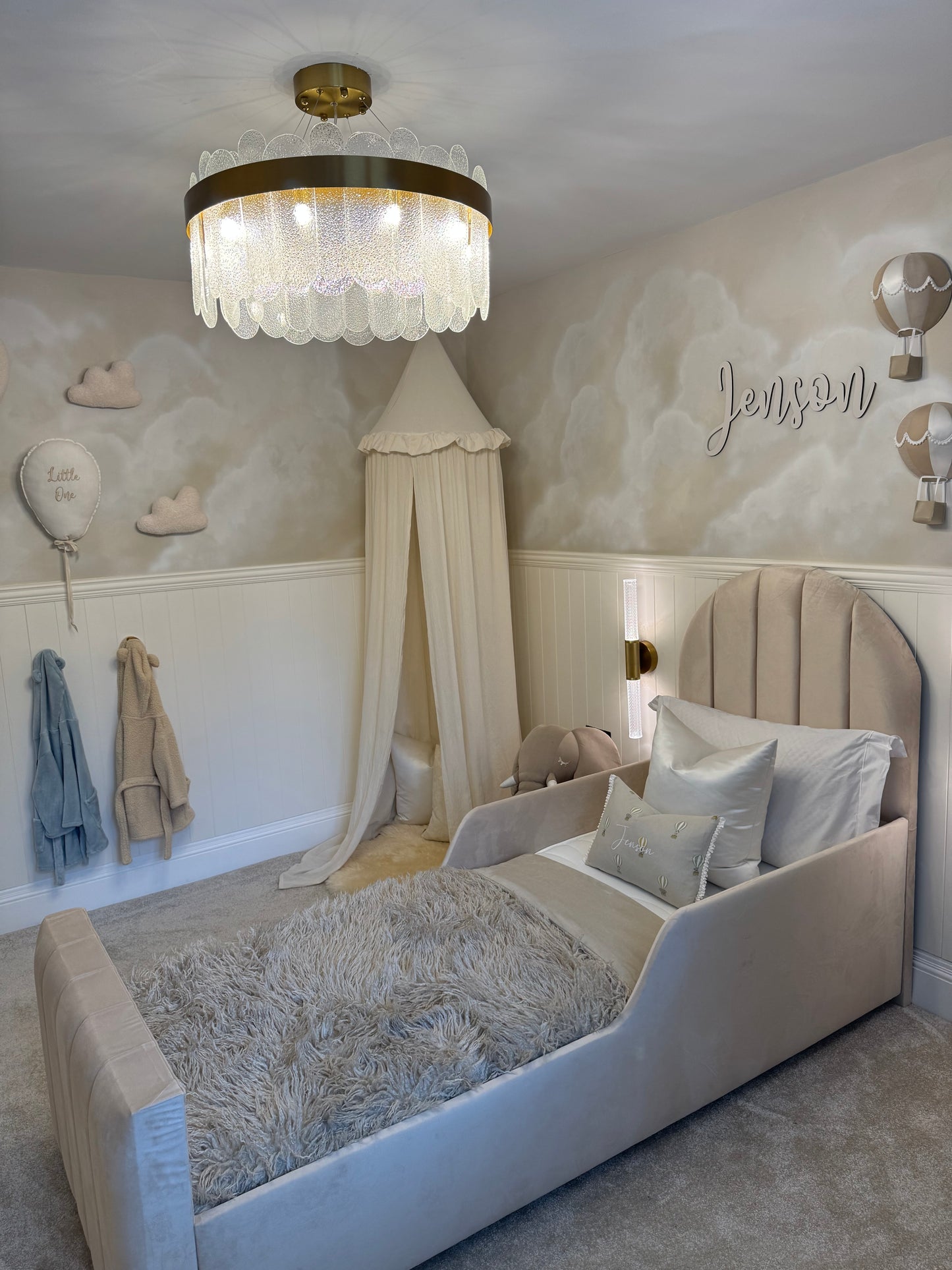 Arlo Luxury Bed