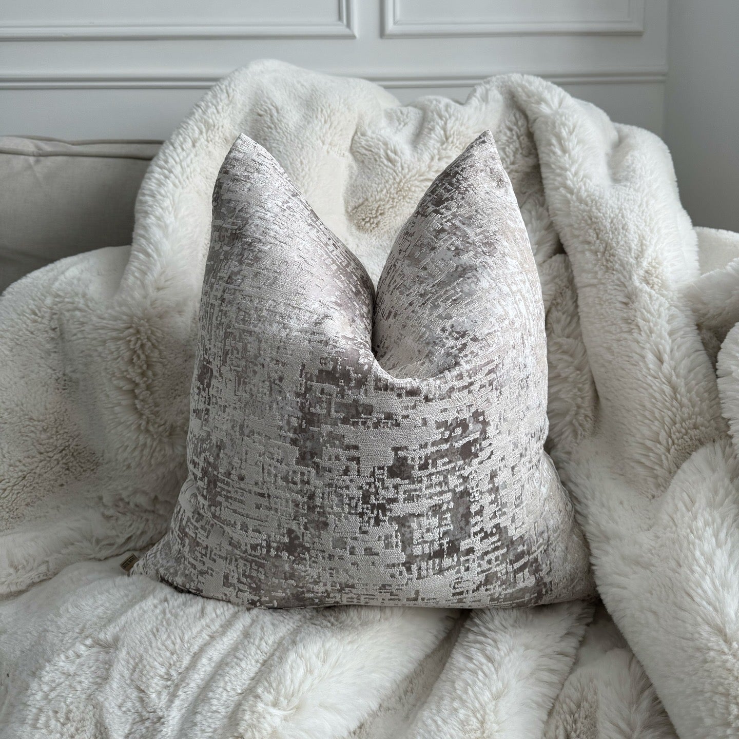 Sheraton Greige 20” Cushion