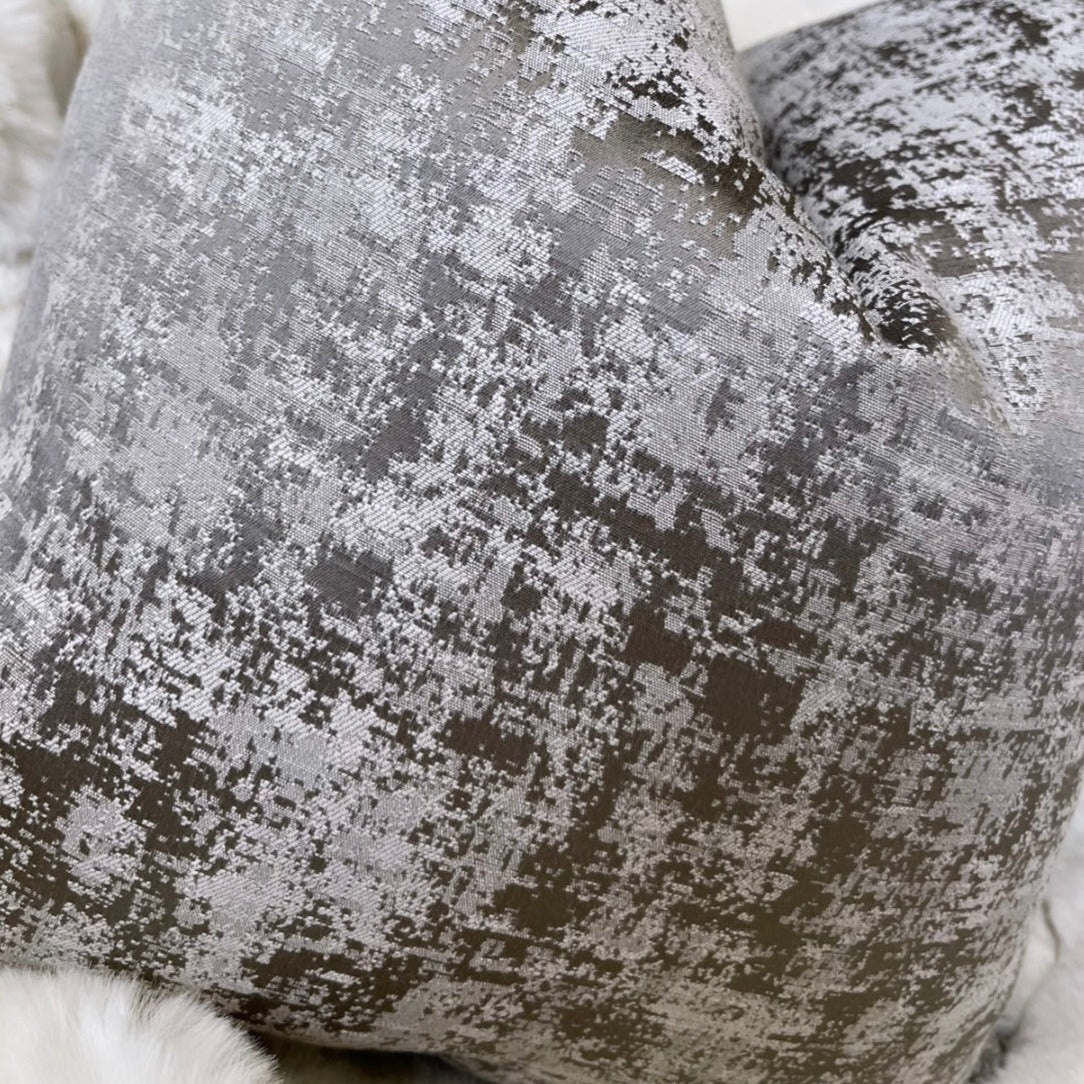 Luca Greige 20" Cushion