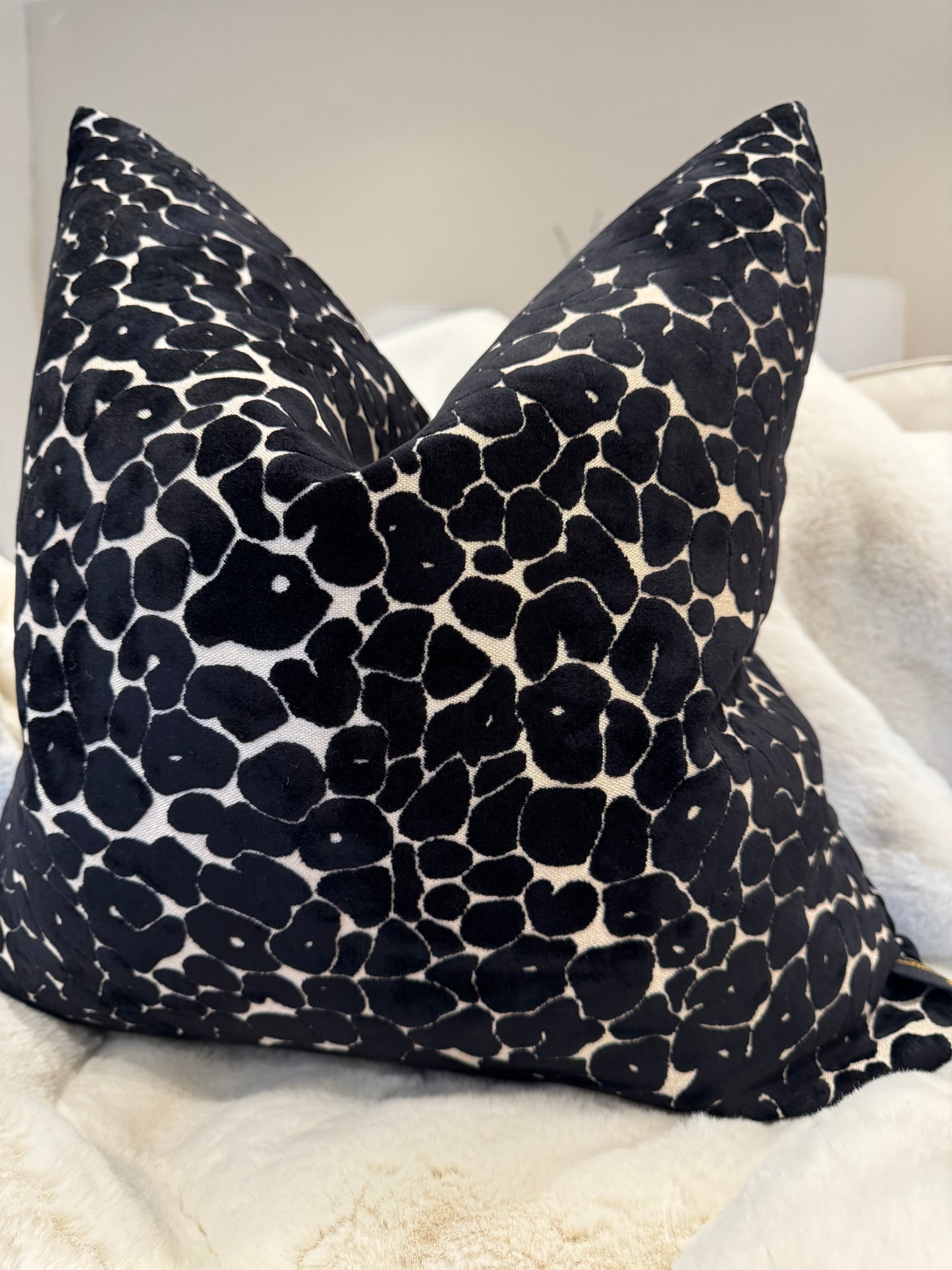 Leopard Velvet Cut 22" Cushion