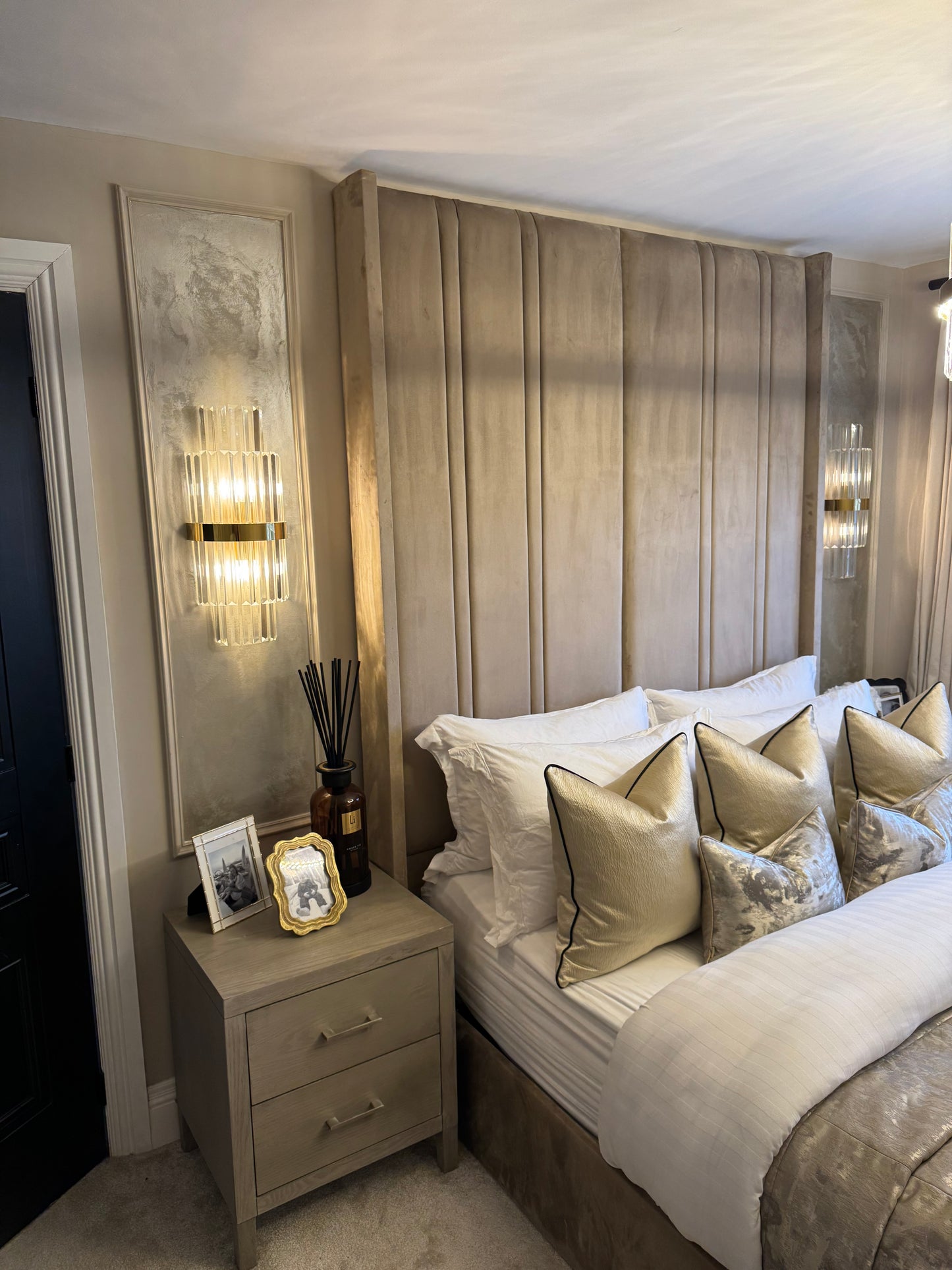Savoy Luxury Bed