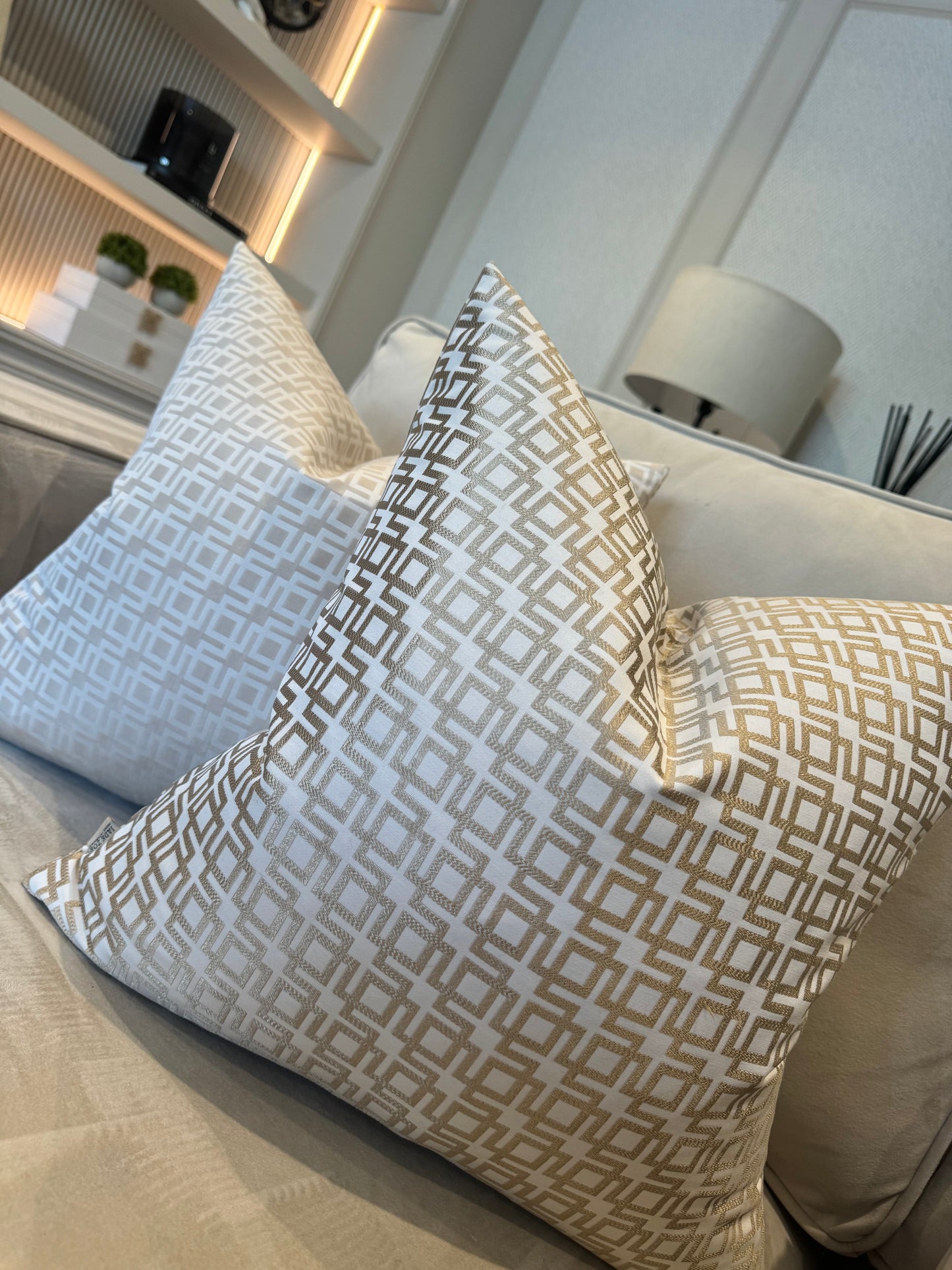 Vienna Geometric Taupe 20" Cushion