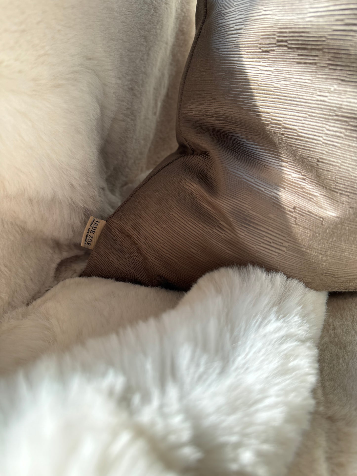 Bello Mocha 20” Cushion