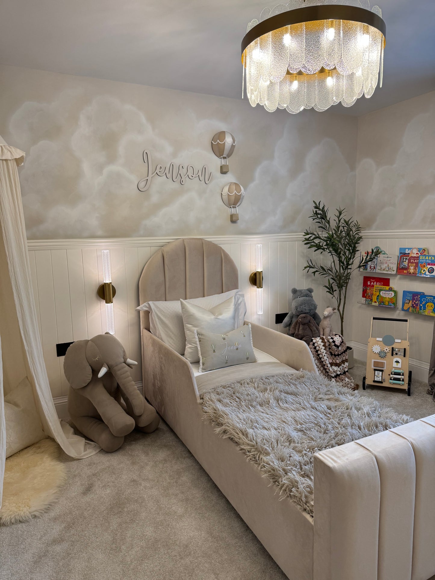 Arlo Luxury Bed