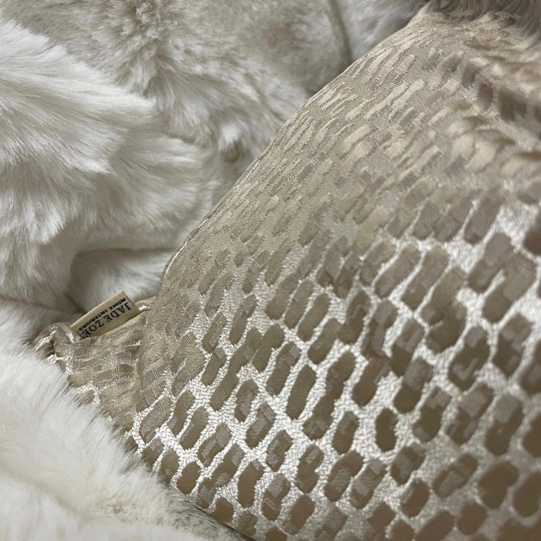 Kensington Champagne 20" Cushion
