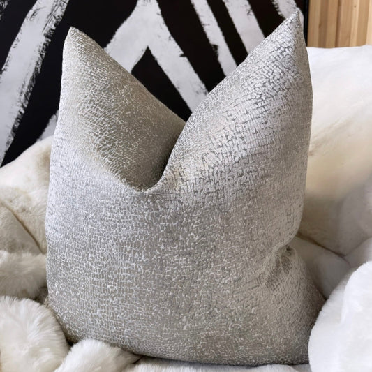 Elias Silver Grey 20" Cushion