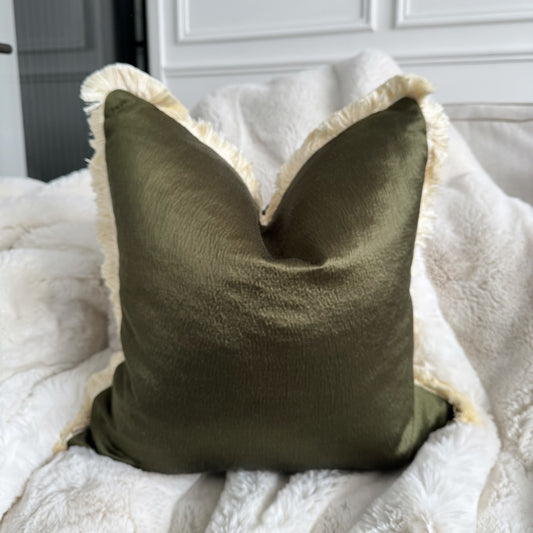 Olivia Fringed 20" Cushion
