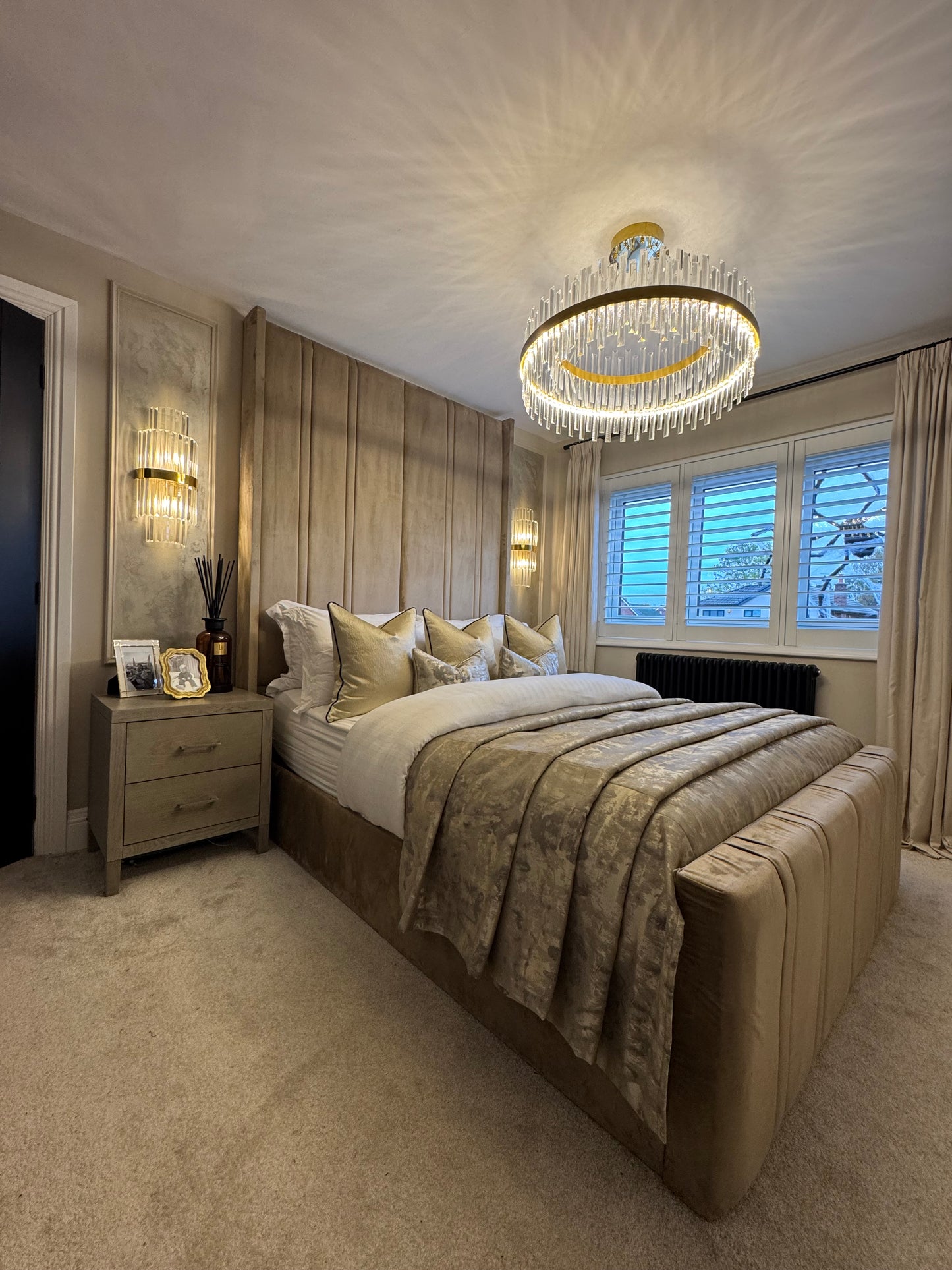 Savoy Luxury Bed