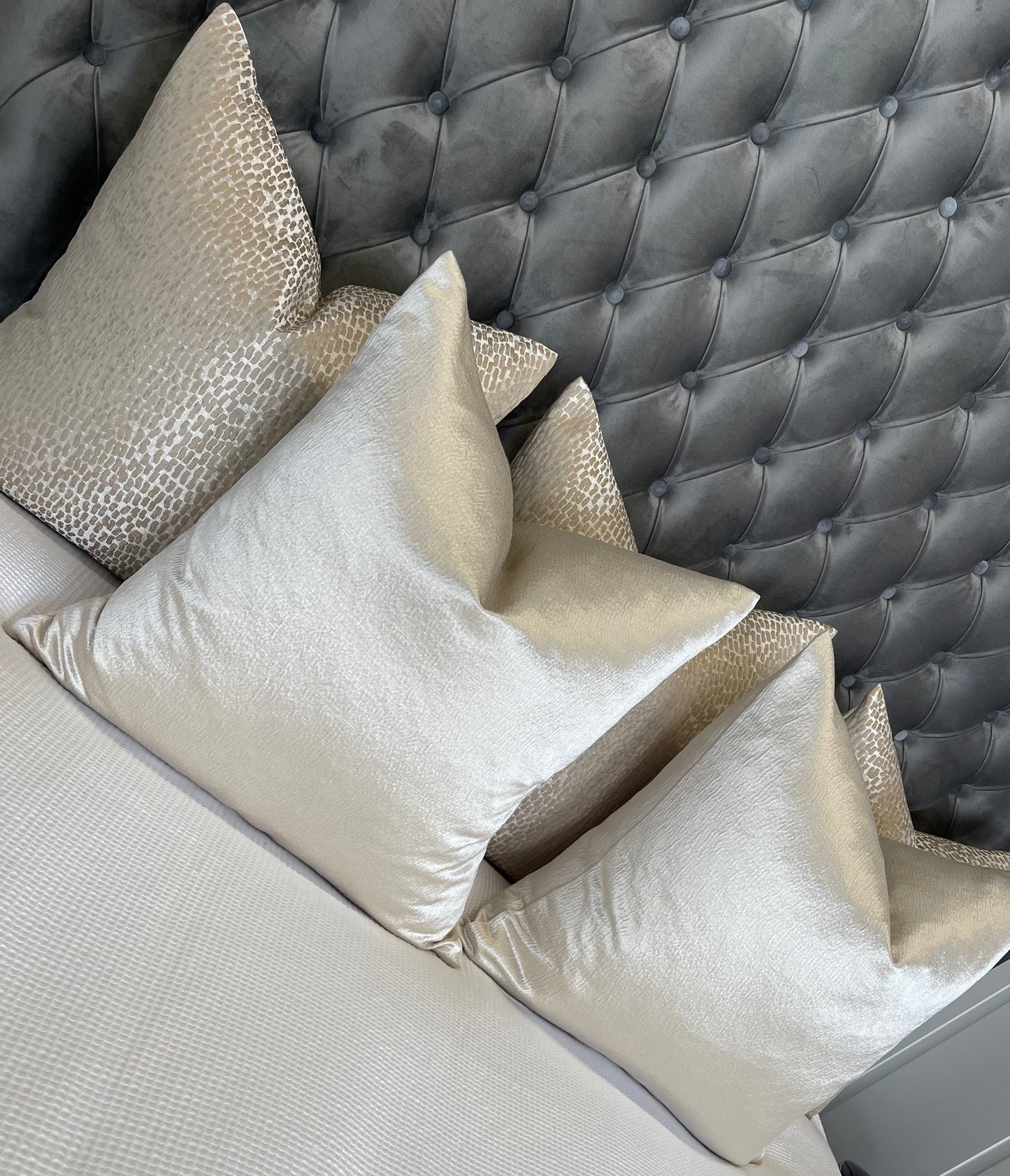 Ariel Light Putty Sheen 20” Cushion