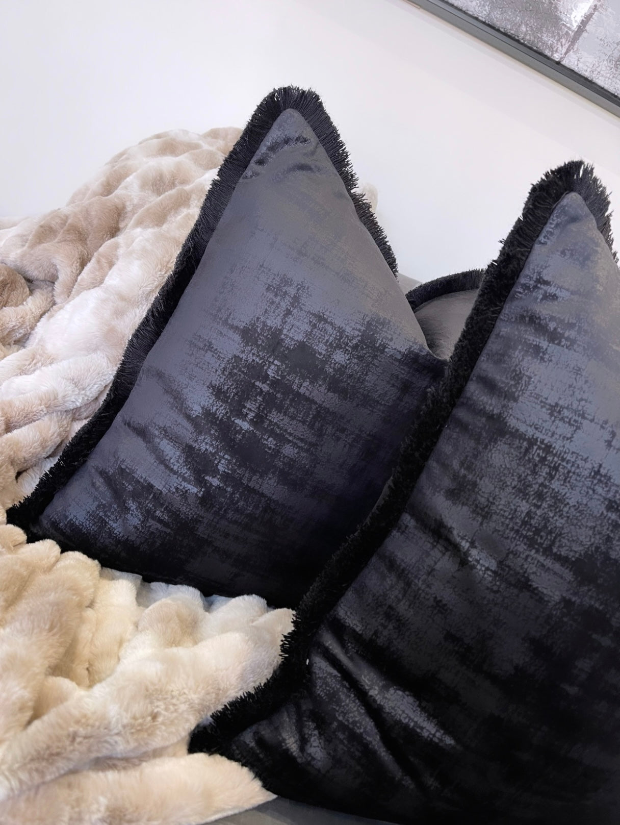 Jamila Black Fringed 18' Cushion