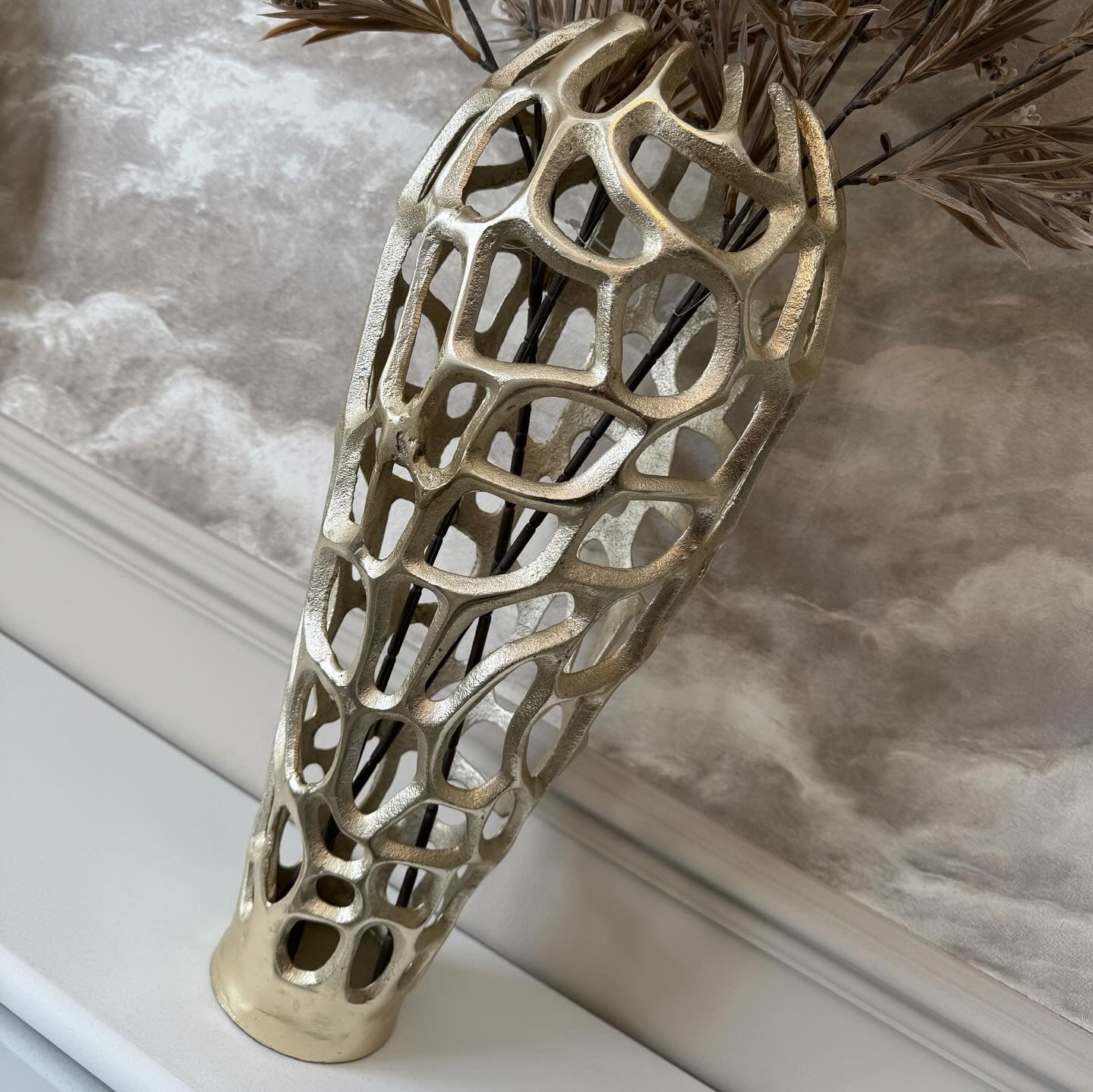 Delphin Coral Gold Metal 44cm Vase