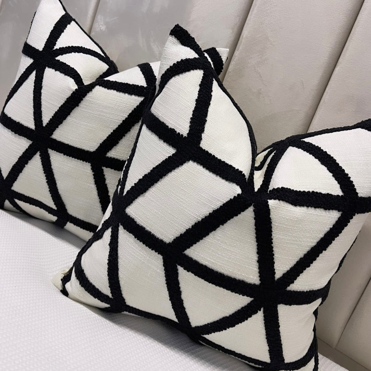 Noir Geometric White and Black 16” Cushion