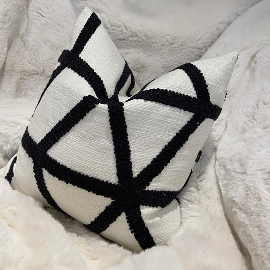 Noir Geometric White and Black 13” Cushion