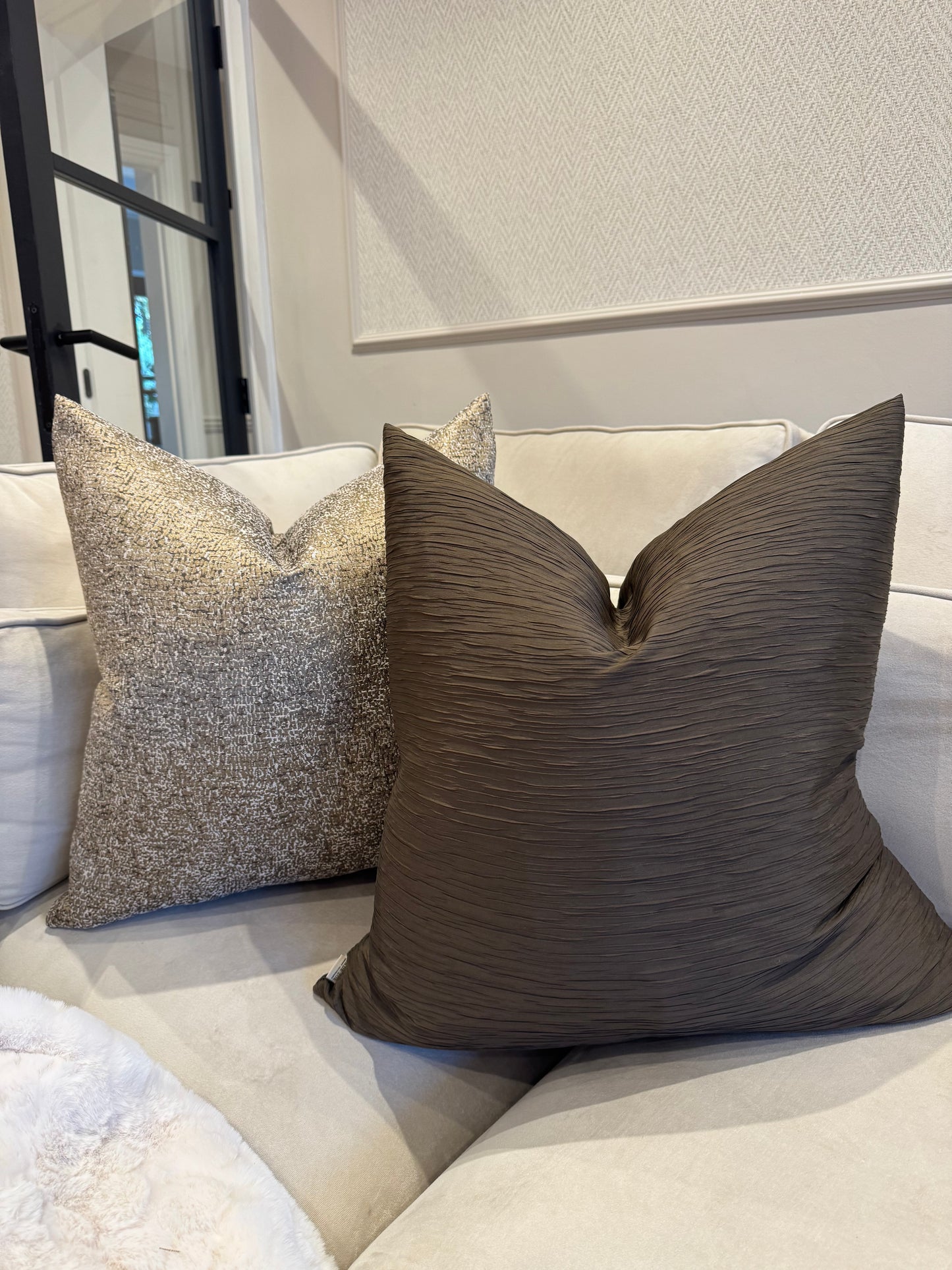 Bistro Luxury Cushion