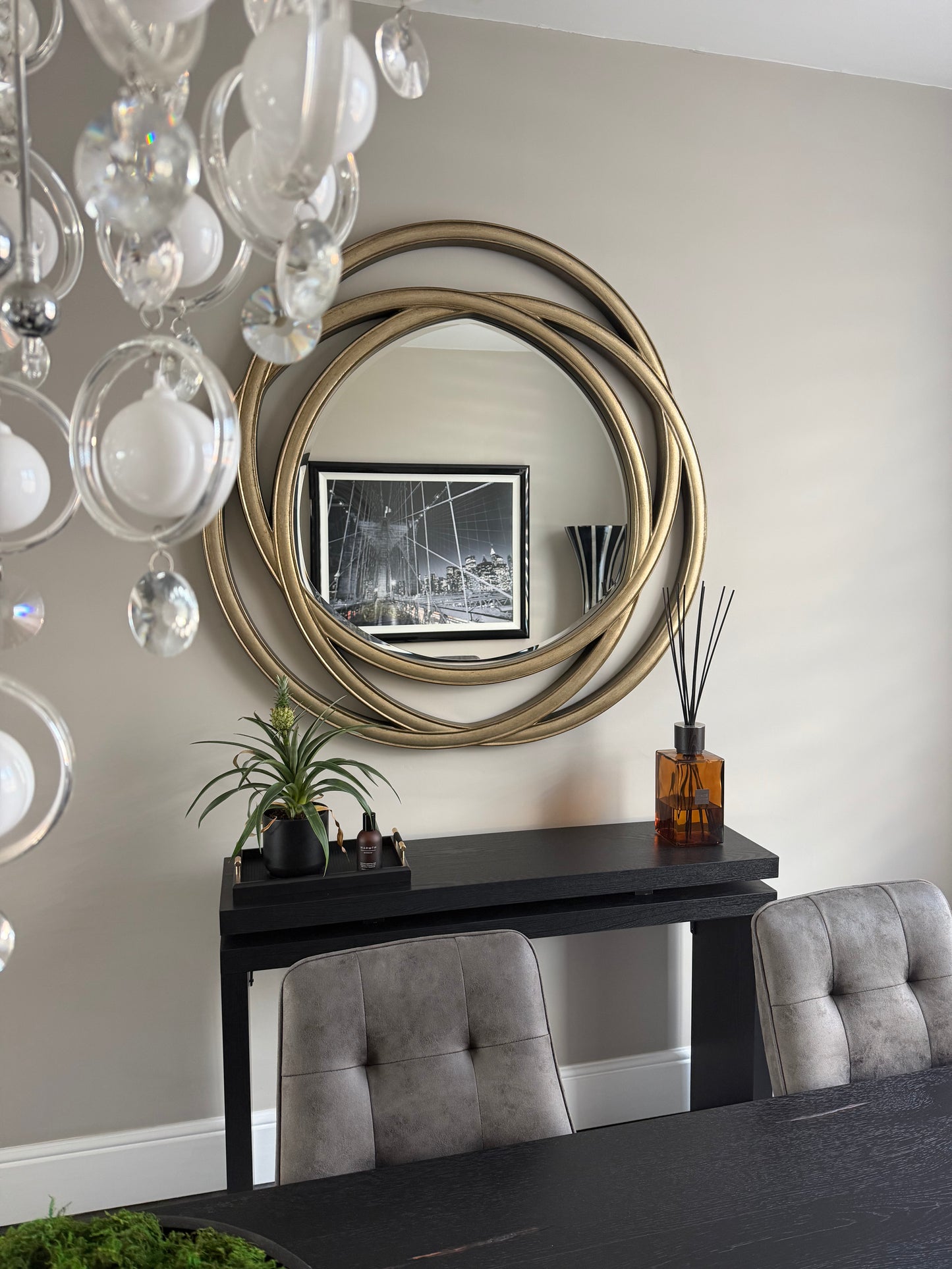 Lave Gold Round Mirror