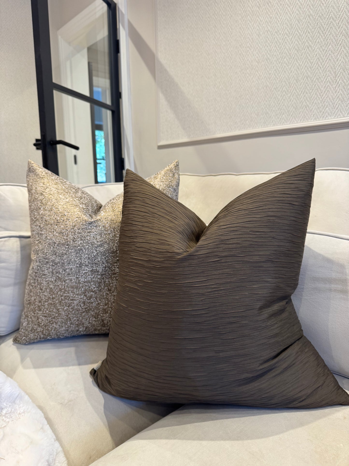 Bistro Luxury Cushion