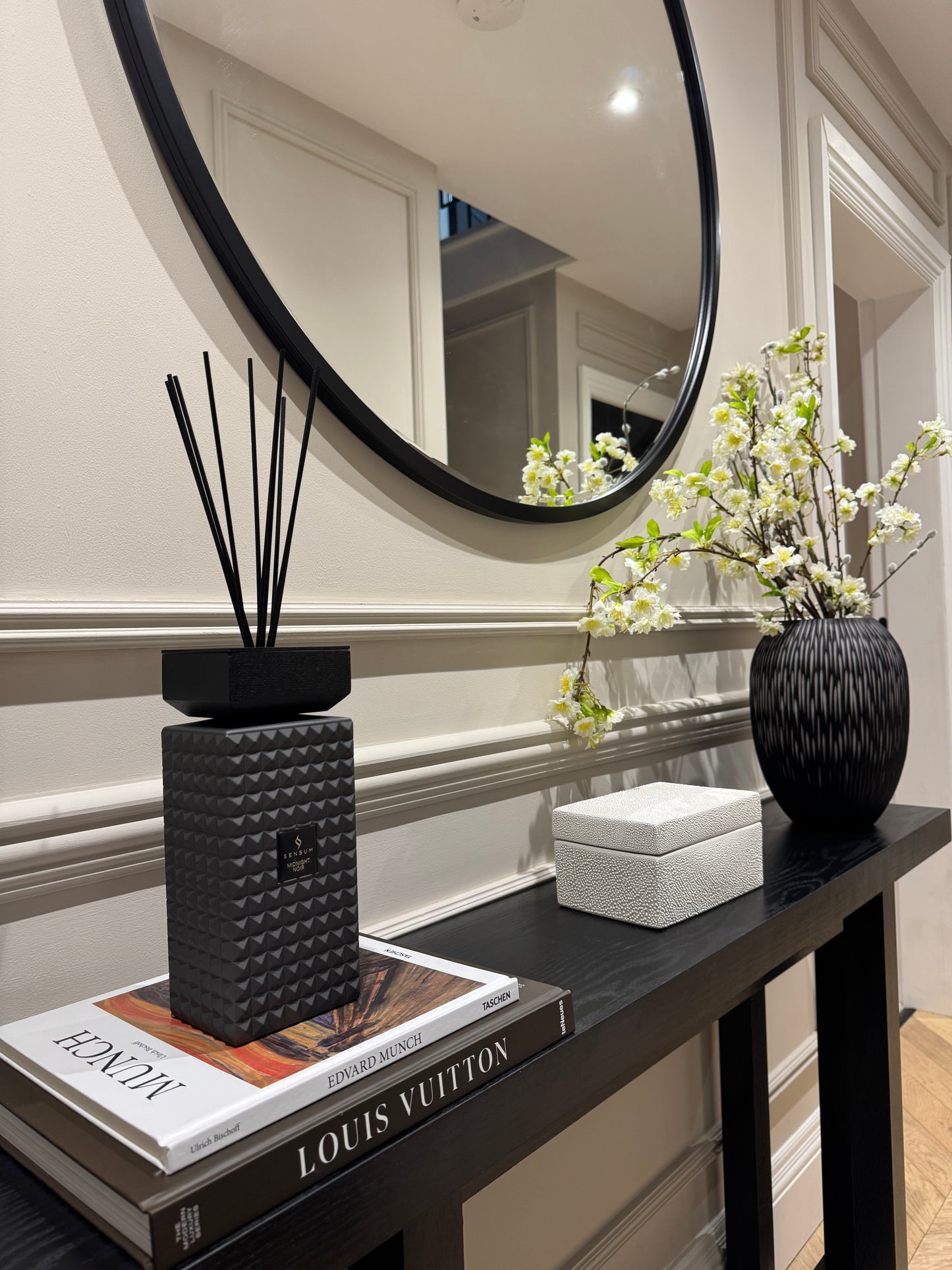 Midnight Noir Scent Sensum Reed Diffuser