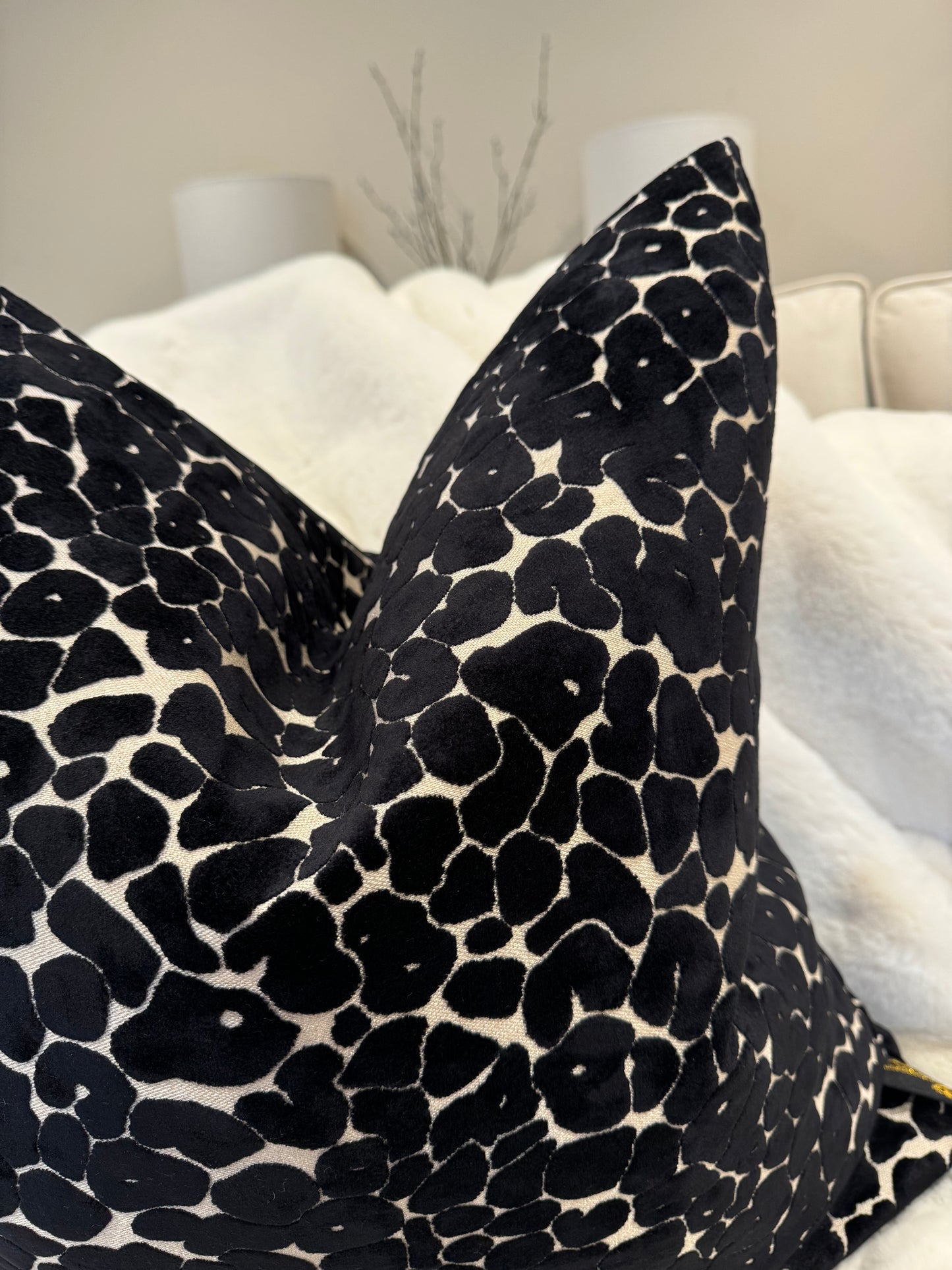 Leopard Velvet Cut 16" Cushion