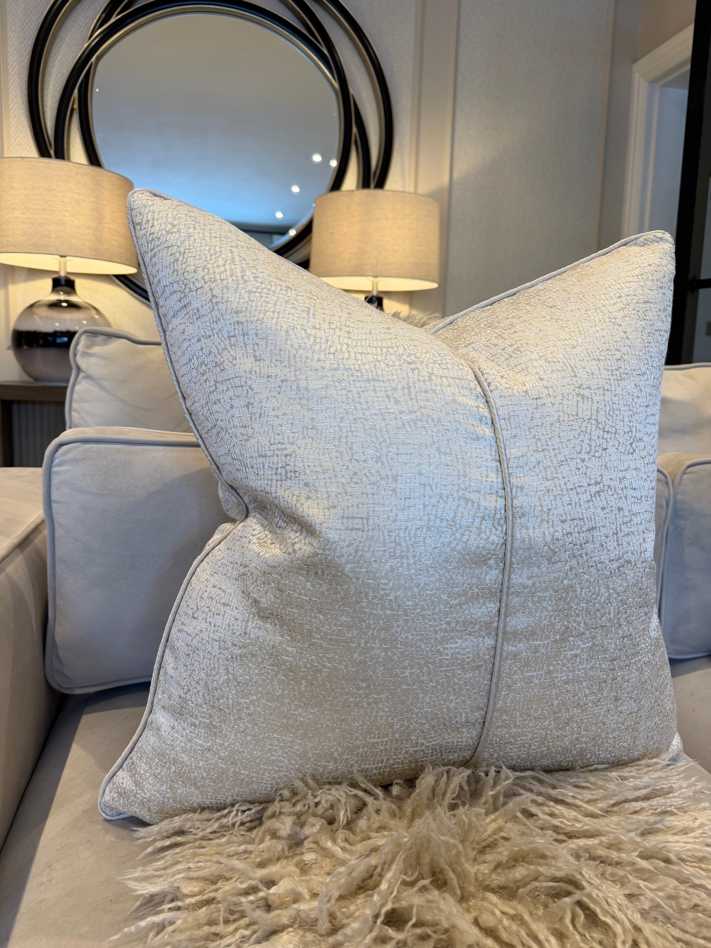 Valen Luxury Cushion
