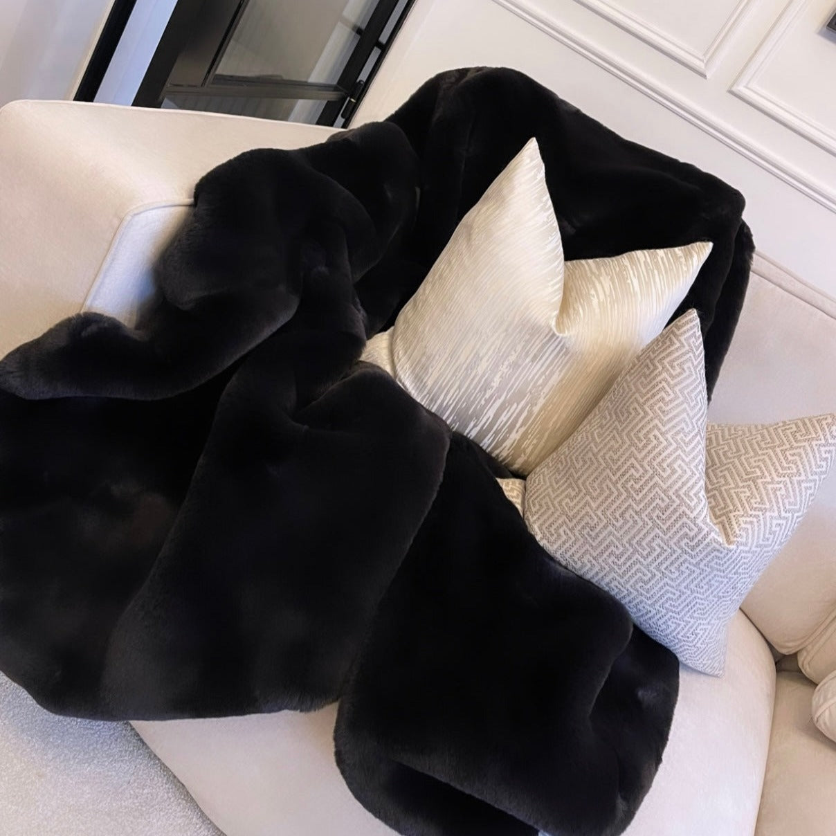 Luxury Black Faux Rabbit Fur Throw