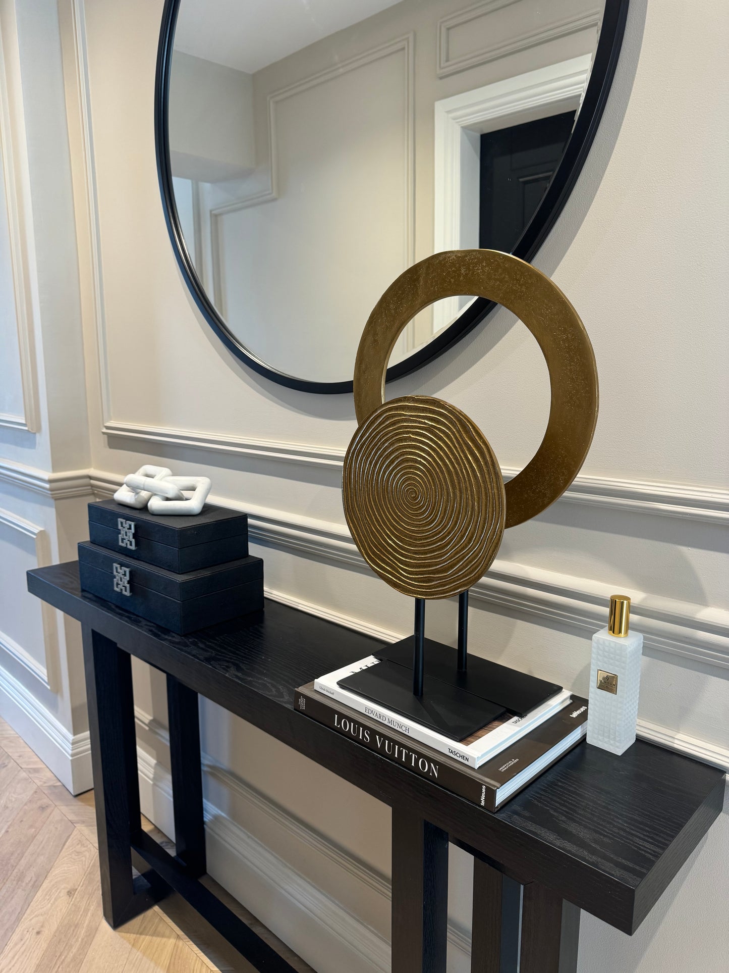 Rawas Antqiue Bronze Circle Sculpture