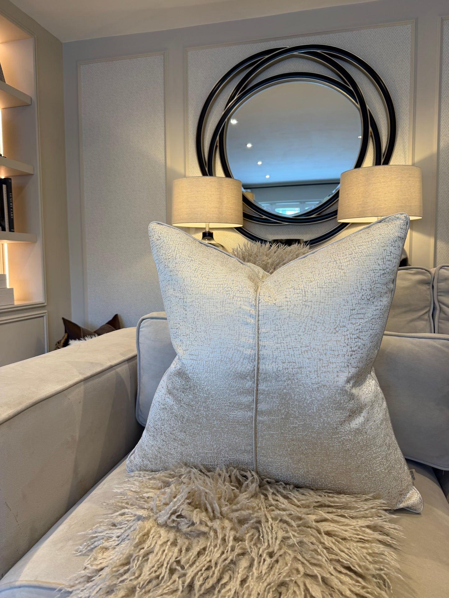 Valen Luxury Cushion