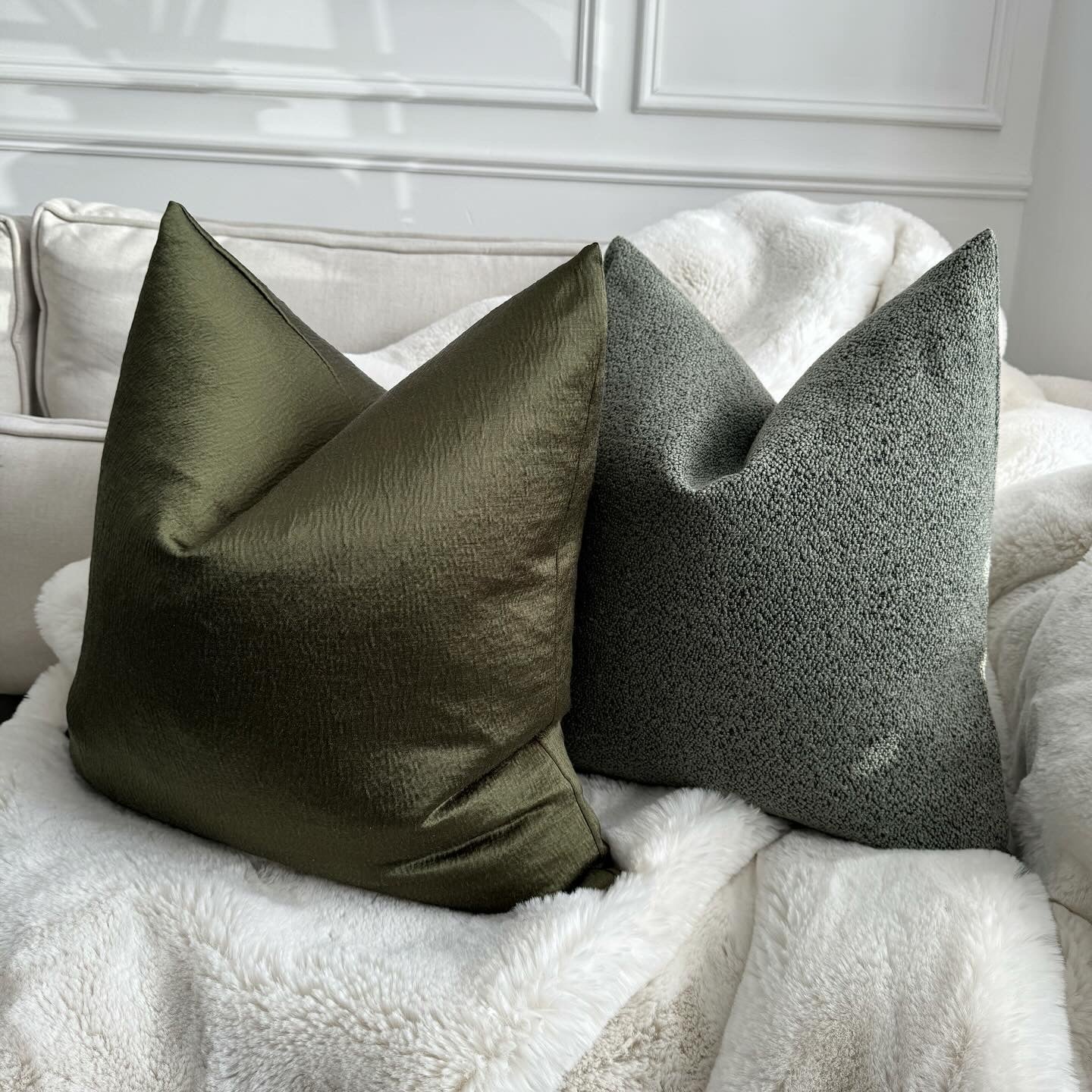 Oliva Green Sheen 20” Cushion