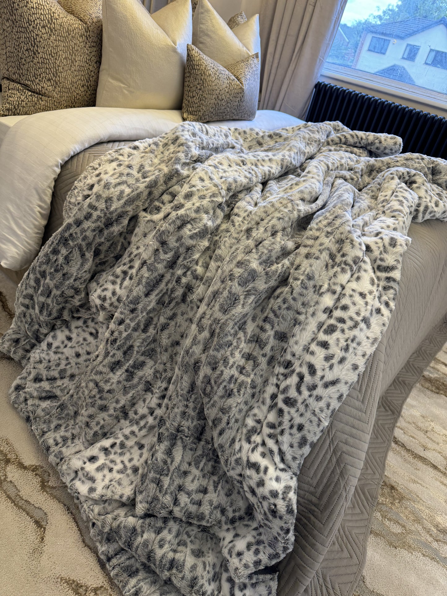 Clapham Grey Throw