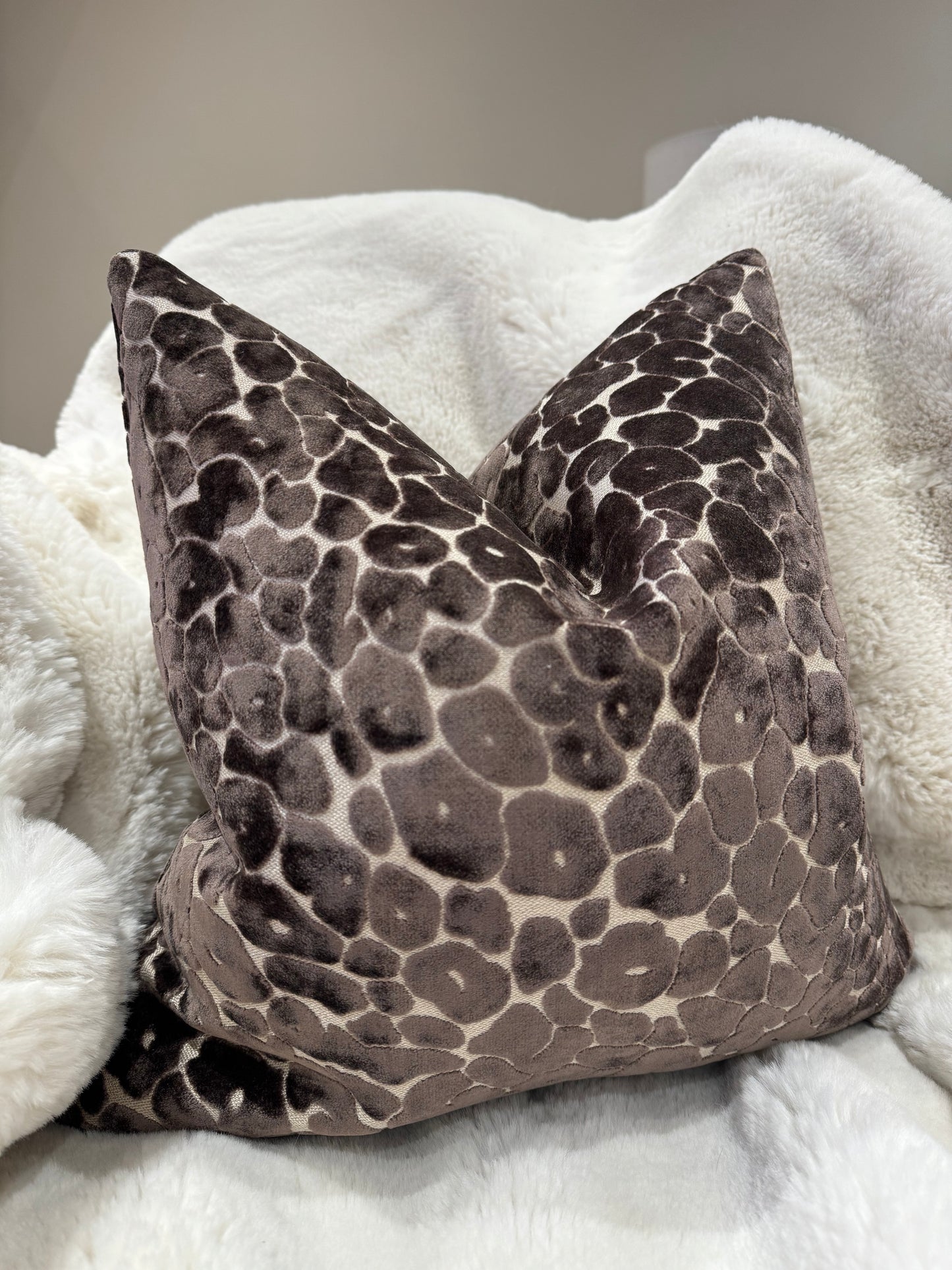 Leopard Velvet Cut 16" Chocolate Cushion