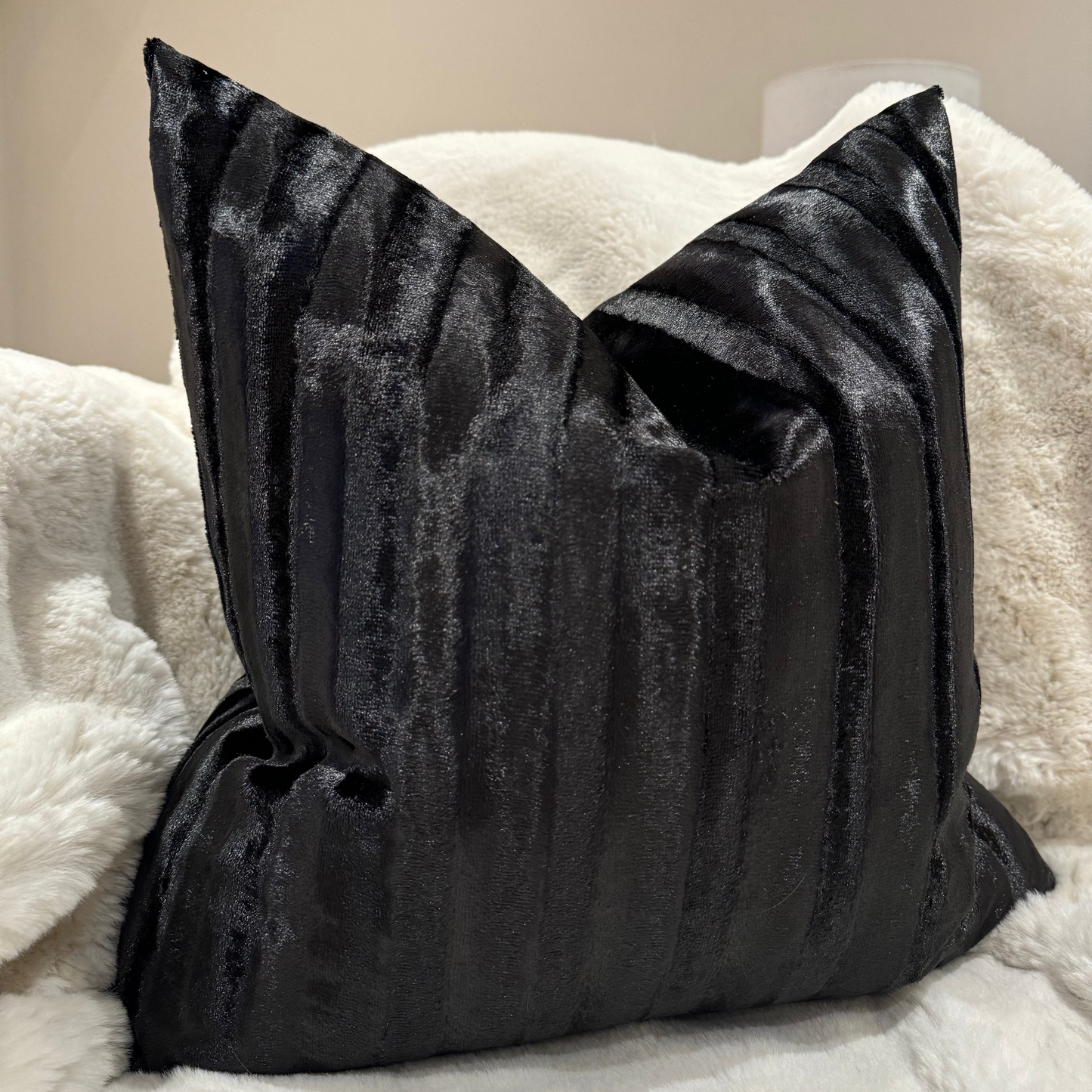 MIidnight Black 20" Velvet Cushion