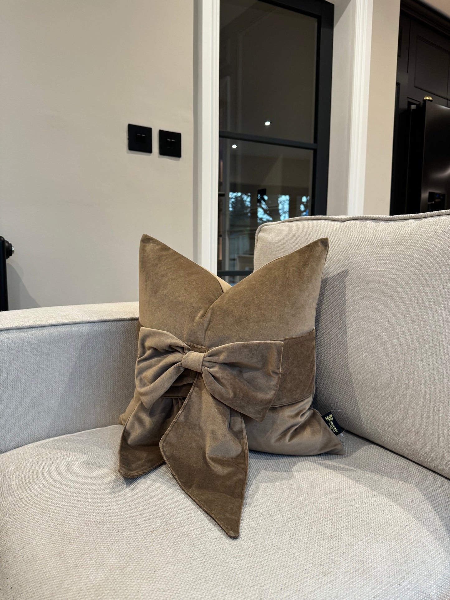 Taupe Velvet Bow 18" Cushion