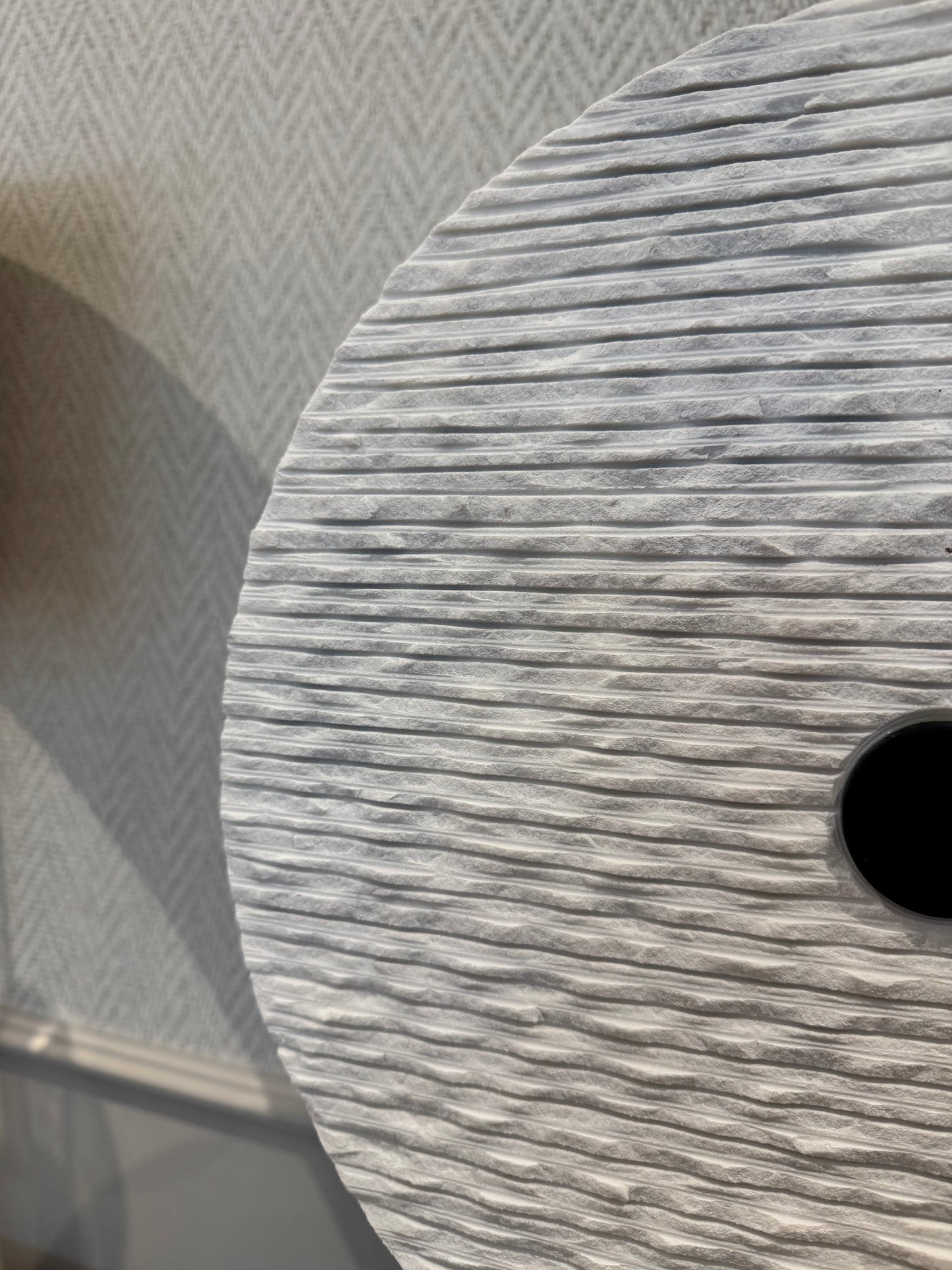 Yfke Large White Marble Ornament
